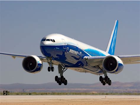 what is boeing 777